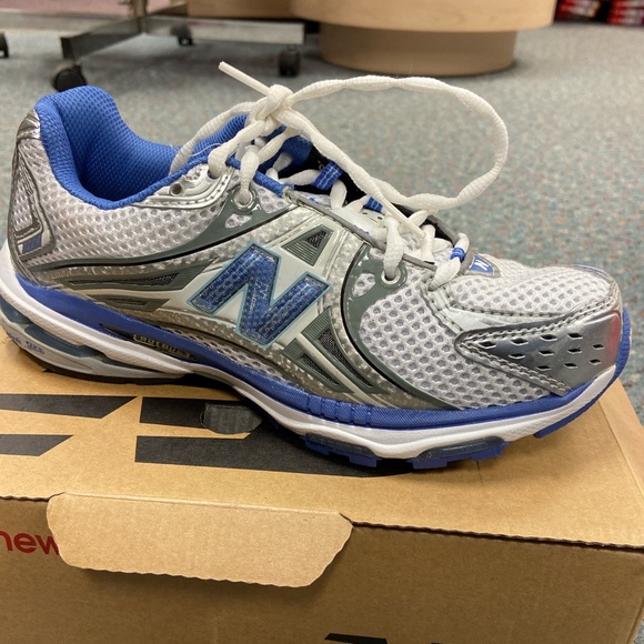 New Balance Shoes Nwt New Balance Chunky Sneaker Poshmark